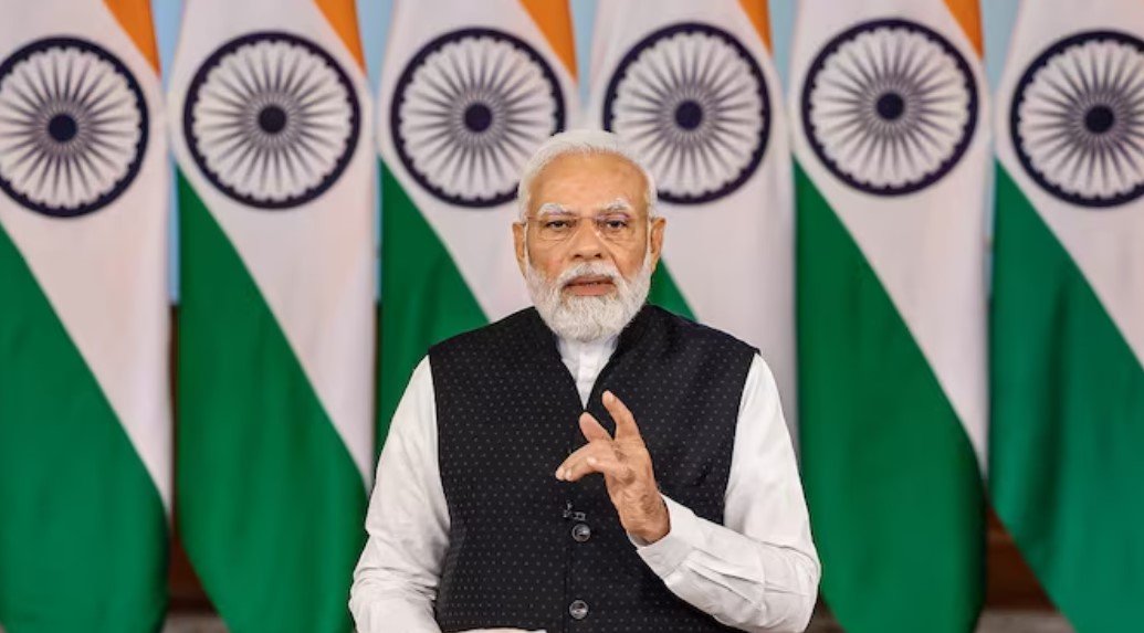 PM Modi ने कहा योग हमें जोड़ता है, इसके जरिए विरोधाभासों को खत्म करने की जरूरत