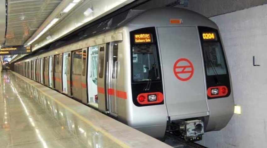 दिल्ली मेट्रो में अब शराब ले जाने की अनुमति, हर यात्री के लिए यह है सीमा