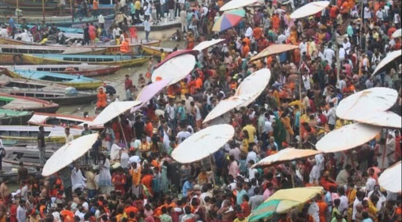 सावन के दूसरे सोमवार पर शिवमय हुई काशी: सुबह आठ बजे तक 1 लाख 90 हजार श्रद्धालुओं ने लिया आशीर्वाद