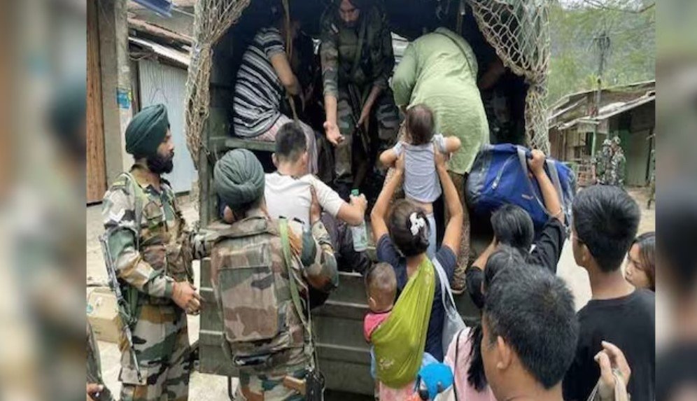 मणिपुर में फिर भड़की हिंसा, गांव पर हथियारबंद बदमाशों का हमला