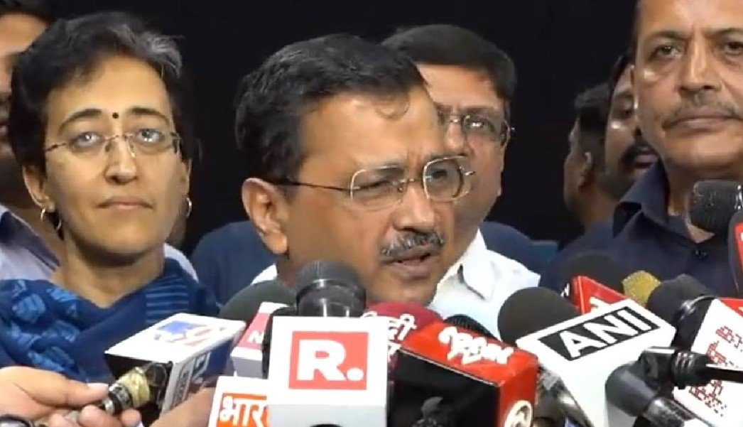 पीएम मोदी इस्तीफा देंगे अगर मेरे खिलाफ जांच झूठी निकली, केजरीवाल ने दी खुली चुनौती