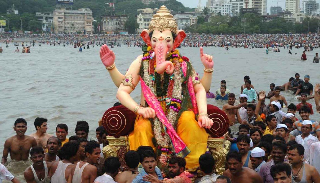गणपति बप्पा आज लेंगे विदाई, मुंबई में किए गए सुरक्षा के कड़े इंतजाम