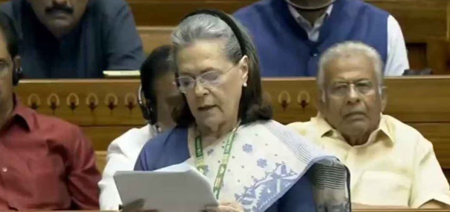 सोनिया गांधी ने कहा, महिला आरक्षण बिल को समर्थन, इसमें लागू हो SC,ST और OBC आरक्षण