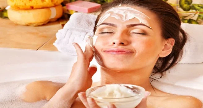 Skin Care: Butter जैसी सॉफ्ट हो जाएगी फेशियल स्किन, बस Cream के साथ मिला लें ये चीजें